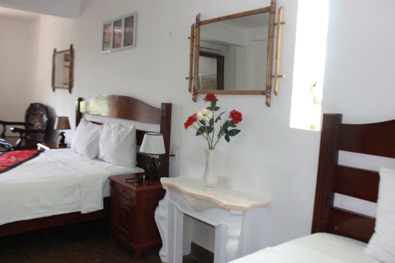 Maison Vu Tri Vien Хюе Екстер'єр фото